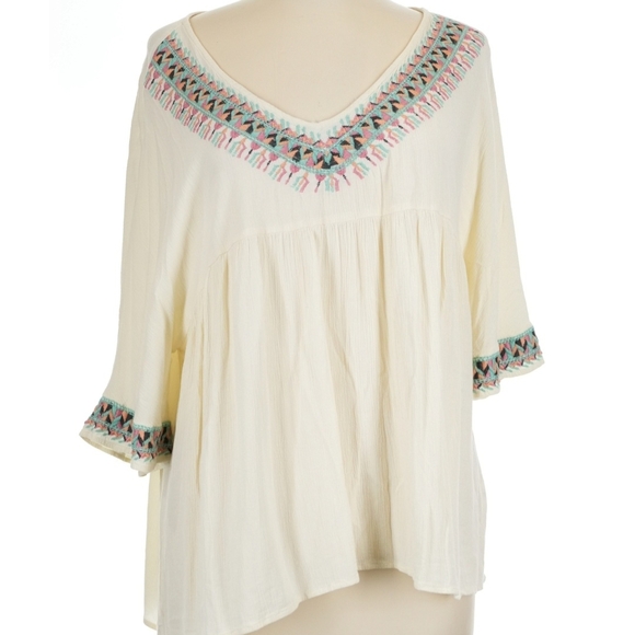 Wrangler Retro Tops - Wrangler Retro Embroidered Cream Top | Size L